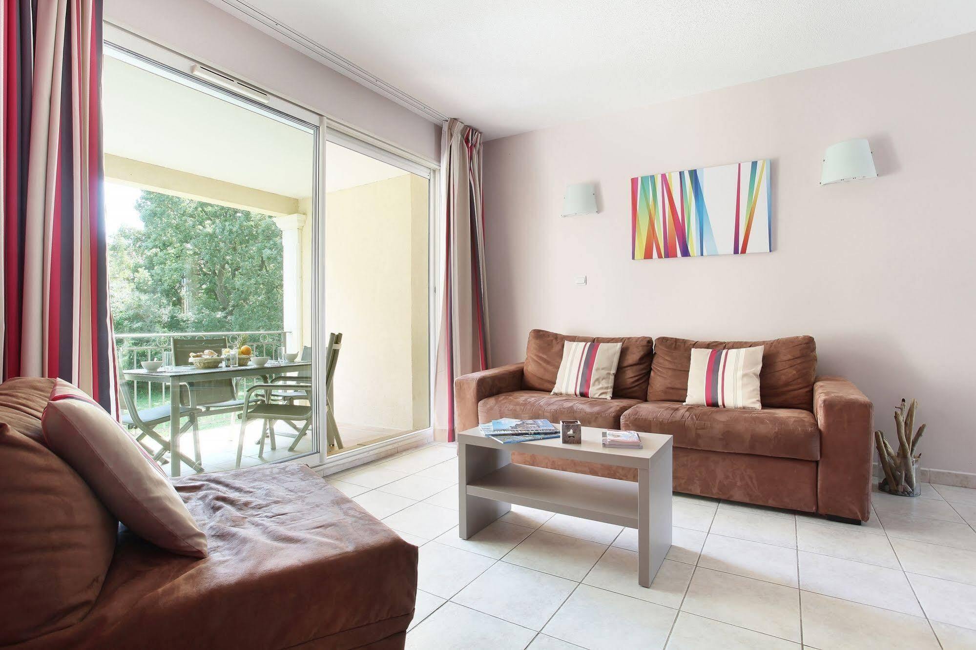 Odalys Residence Clos Bonaventure Gassin Εξωτερικό φωτογραφία