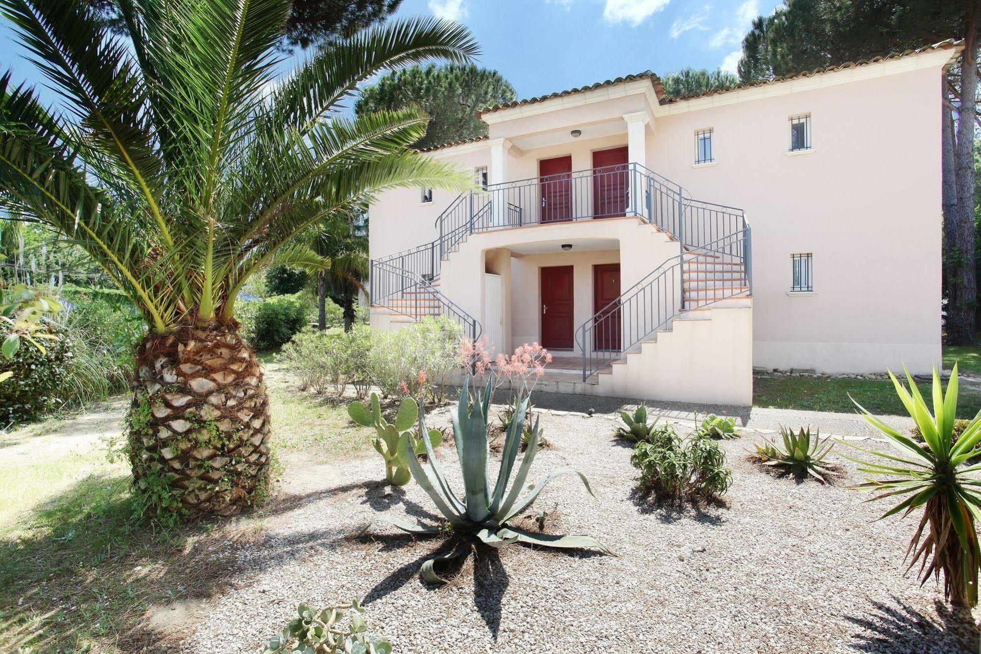 Odalys Residence Clos Bonaventure Gassin Εξωτερικό φωτογραφία